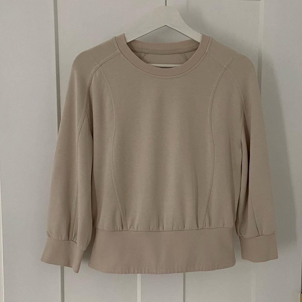 lulemon athletica top